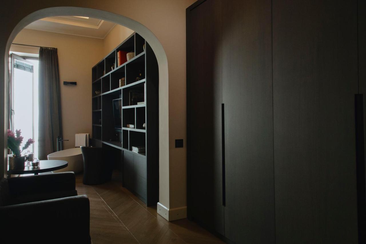 Casa 300Mila Hotel Lecce Bagian luar foto