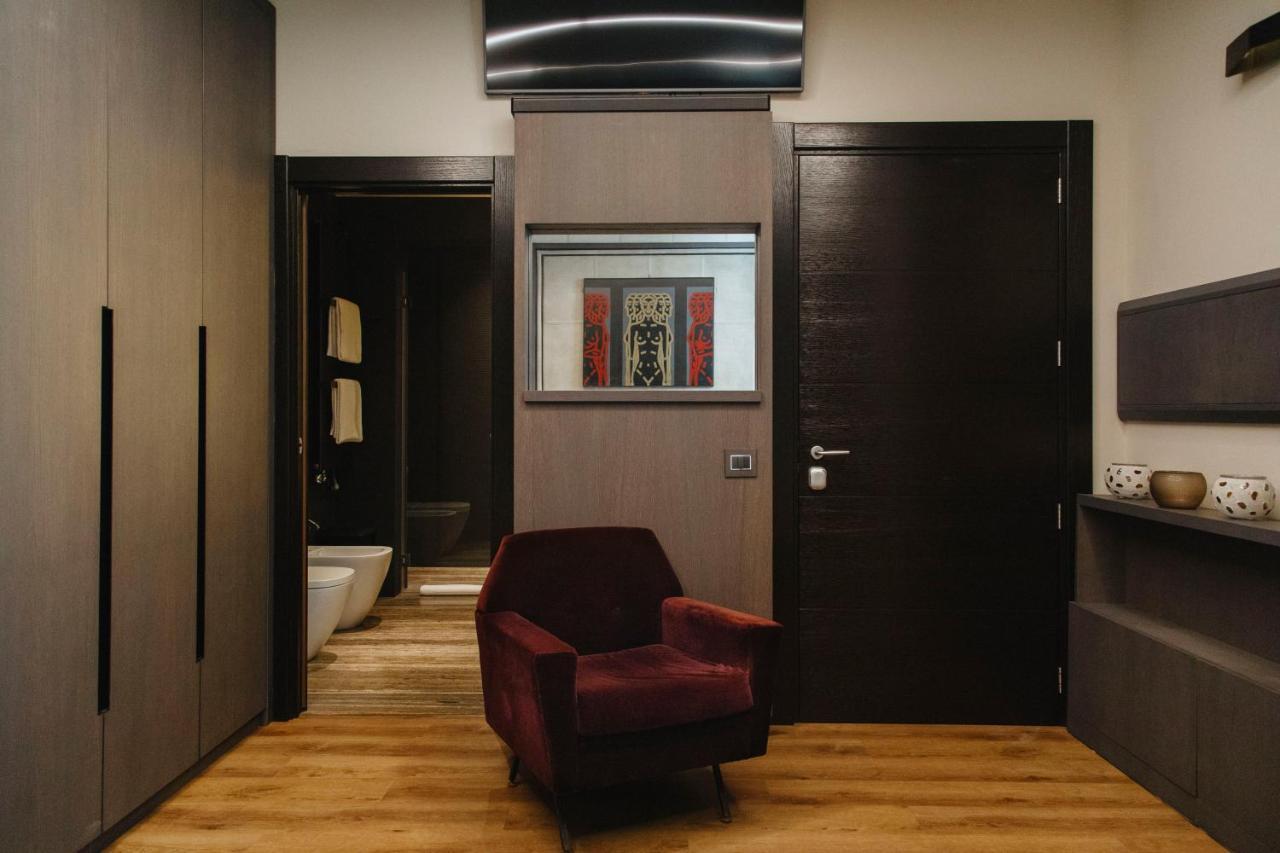 Casa 300Mila Hotel Lecce Bagian luar foto